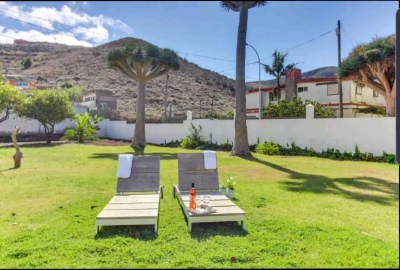 Villa Maruja La Laguna  0*, La Laguna (Tenerife) Hiszpania